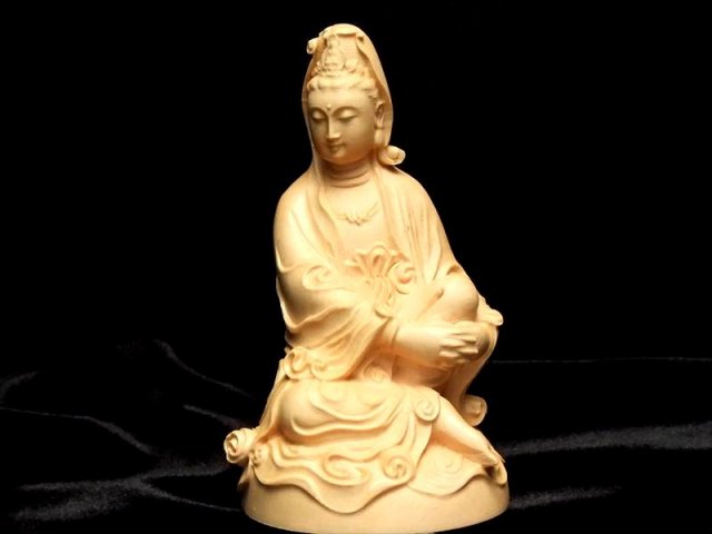 5A 座像観音 大サイズ 白衣観音 高さ約120mm 極上繊細彫り 木彫り観音像置物 風水やインテリアに パワーストーン 天然石