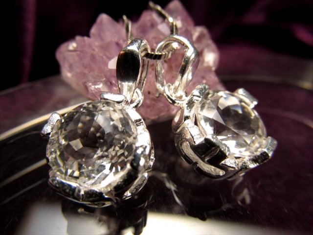 極上カット 大人気のニューヨーク産水晶 AAAAAハーキマーダイアモンド 極上カットペンダント ニューヨーク州ハーキマー地区産 石サイズ約10mm Silver925 pe-