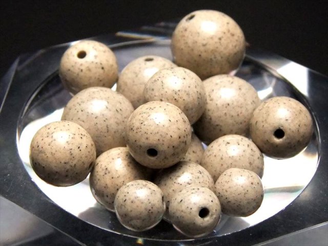 1粒売り 約6mm 北投石(ホクトライト) 心身を癒す人気ストーン 極上天然石 温泉成分を含むラジウム鉱石 レアストーン 台湾産 tu-s