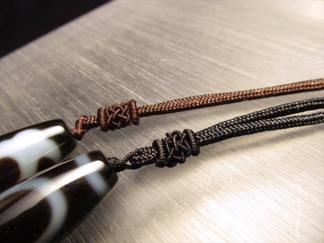 天珠 デザイン組み紐ネックレス 首周りサイズ0cm-60cm サイズ調節付き シンプルで太めのひもタイプ 選べる2色ブラック&ブラウン タイプG パワーストーン