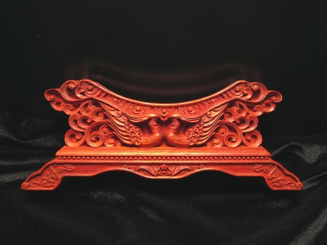 竜生九子 龍彫り 台付き お皿型置物 直径約142mm 5A極上彫り 木彫り