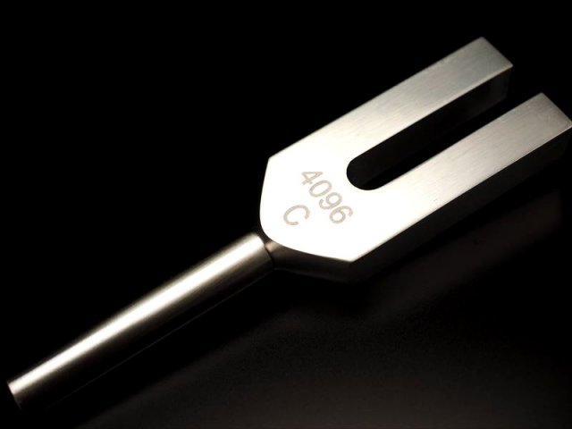 激安 チューナー単品販売 空間・天然石アクセサリーの浄化 クリスタルチューナー 浄化用音叉 inmy パワーストーン 天然石