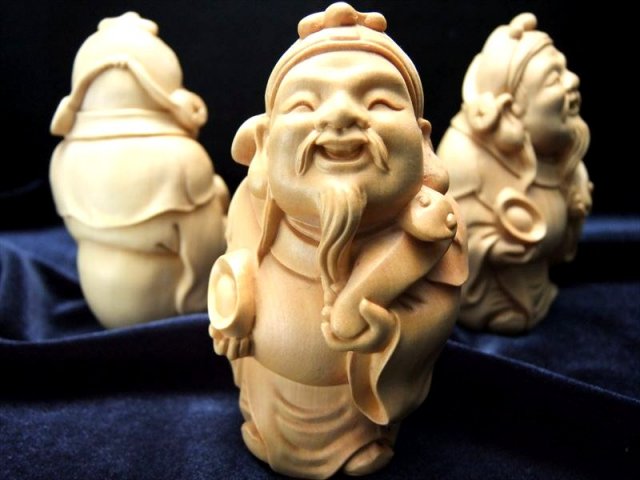 財神 木彫り置物 高さ約83mm 財福をつかさどる神 木彫り 天然木観音