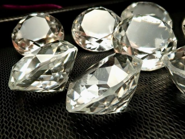 超透明 5A 水晶 ダイヤモンドカット ルース 直径約10mm-12mm 1個売り 