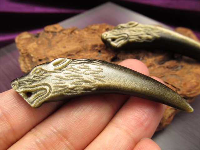 激安宣言 龍頭牙タンブル ゴールデンシャインオブシディアン 〈黒曜石〉Mサイズ 全長約62mm 迫力のドラゴンファング メキシコ産 geki-obG60 パワーストーン