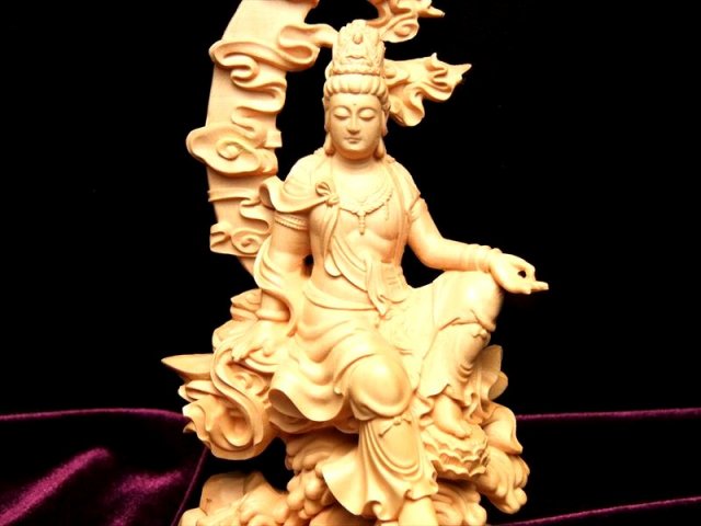5A 透かし彫り 水月観音(座像)木彫り観音像置物 高さ約175mm 風水やインテリアに