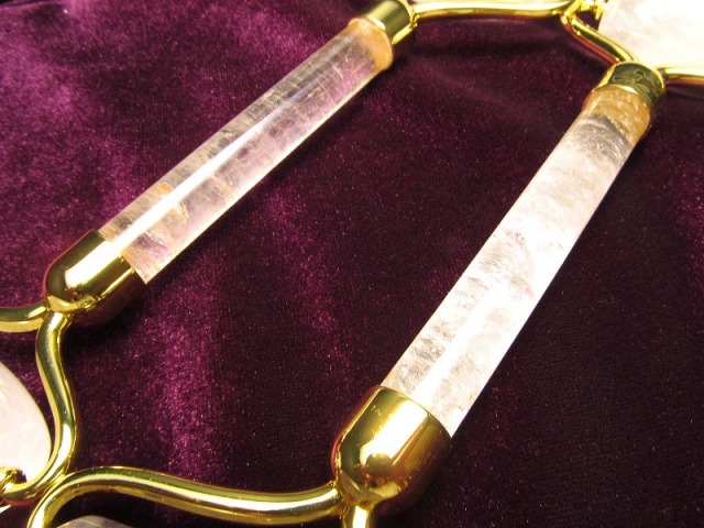 天然石 美顔ローラー 水晶 全長約140mm-145mm 1個売り 4A水晶使用