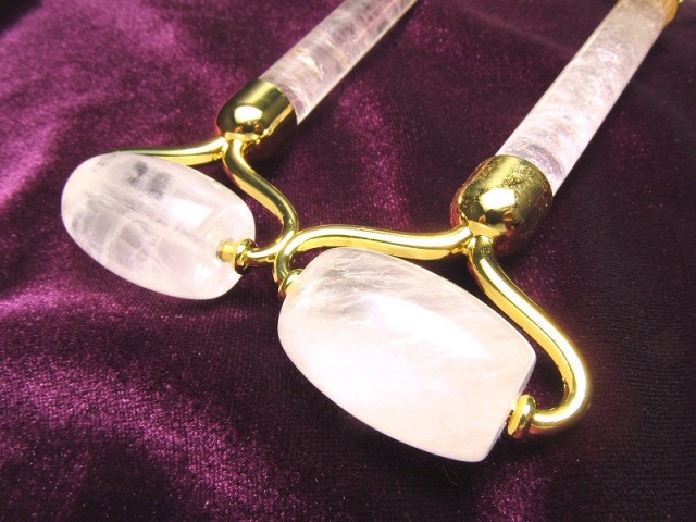 天然石 美顔ローラー 水晶 全長約140mm-145mm 1個売り 4A水晶使用
