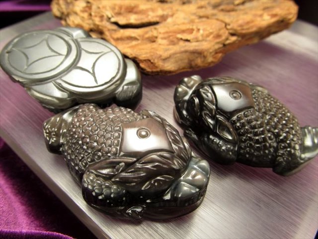 激安宣言 オブシディアン(黒曜石) 銭蛙(三本脚のカエル)タンブル 縦約47mm メキシコ産 geki-obG31