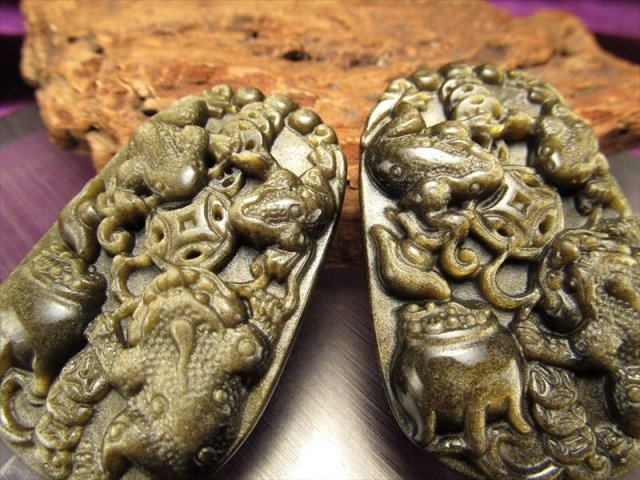 黒曜石三本脚錢蛙 黒曜石三本脚錢蛙 Amazon.co.jp: 三脚