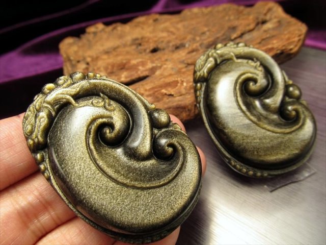 激安宣言 ゴールデンシャインオブシディアン 黒曜石 福龍彫り カービングプレート 縦約50mm メキシコ産 geki-obG65 パワーストーン 天然石 ss-30