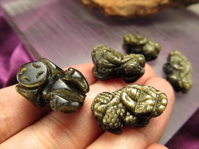 激安宣言 ゴールデンシャインオブシディアン 黒曜石 貔貅 ヒキュウ タンブル 極小サイズ 縦約19mm メキシコ産 geki-obG67 パワーストーン 天然石