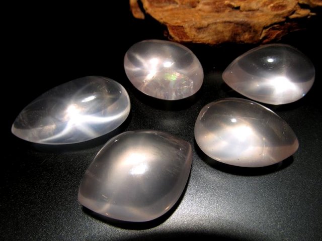 スターローズクォーツ 紅水晶 ルースタンブル 5個セット サイズ約20mm-45mm 星ローズ 恋愛成就の石 マダガスカル産 パワーストーン 天然石