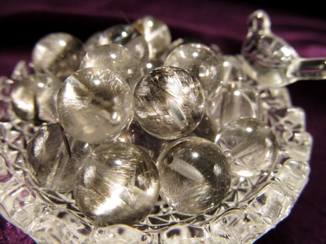 一粒売り 現品撮影の23珠 S級 極上プラチナルチルクォーツ ビーズ石 8mm-8.5mm 透明感抜群 ブラジル産 tu-