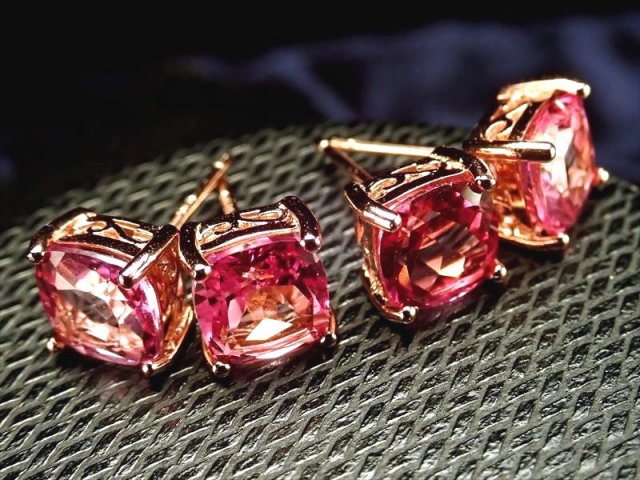 激安宣言 5A ピンクトパーズ クッションカット ピアス 石サイズ約7mm シンプル四つ爪タイプ ピンクゴールドカラー ブラジル産 geki-7070C33 パワーストーン