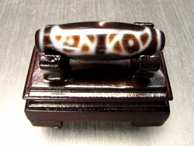 龍仏眼 梵字天珠 36mm-39mm前後 1個売り チベット発祥の厄除け・開運お守り 極上 天然石