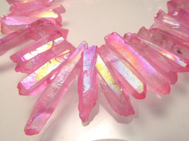 縦約15-30mm 水晶 ナチュラルポイント連 ピンクオーラ フロストタイプ