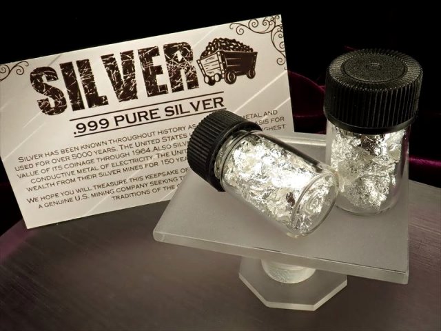 たっぷりシルバー シルバー入りミニボトル 縦29mm 専用カード付 鑑賞やコレクションに SILVER 銀箔 1個売り