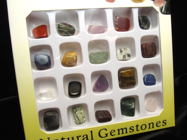 Natural Gemstones 天然石タンブル20種入り タンブルセット 箱入り20種set