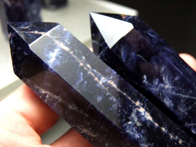 高品質3A級新品オーシャンジャスパータワー 天然石六角柱ポイント 共生