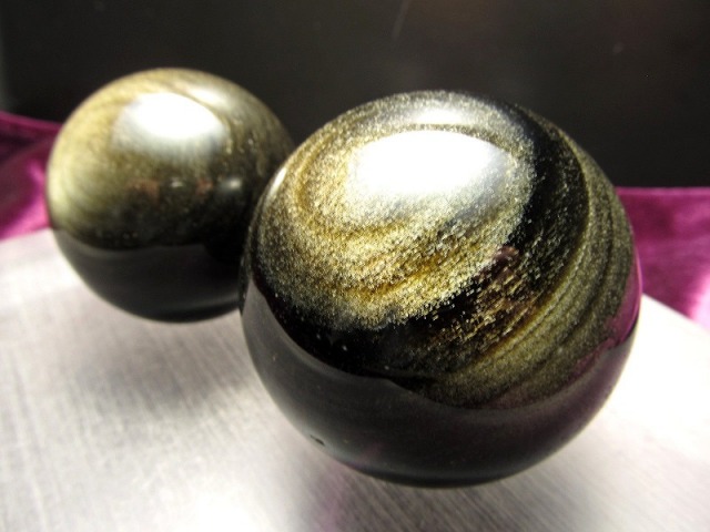 シラーくっきり 希少 4A ゴールデンシャイン オブシディアン 丸玉 直径48mm-50mm 大人気丸玉 ゴールデンシラー シラー 黒曜石 メキシコ産 パワーストーン