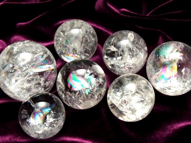 天然虹入り 水晶 丸玉 直径40mm-42mm すべての浄化と純粋さの