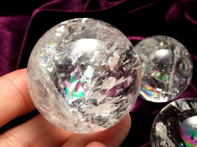 ✳️超激安出品☆超極上大玉☆スーパーレインボー‪☆スモーキークォーツ 丸玉 天然石 天然虹入り 水晶 丸玉 直径40mm-42mm すべての浄化と純粋さの象徴