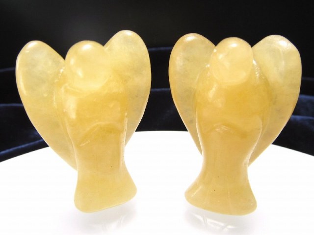 Mサイズ アラゴナイト エンジェル彫り 25-30g前後 明るいエネルギーで人気を引き寄せる リラックス効果 インテリアに 風水グッズ 天使 置物