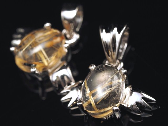 激安宣言 ゴールドルチルクォーツ エンジェル ペンダントトップ 石サイズ縦約8mm 1個売り ブラジル産 geki-tensiA6 pe-s