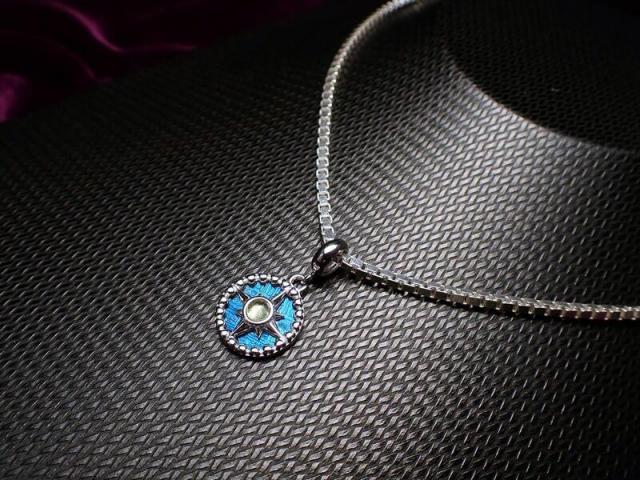 激安宣言 ギベオン（隕石）羅針盤モチーフ チャーム＆ペンダント