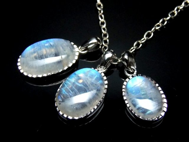 K18WG ムーンストーン オーバル型 ペンダント ネックレス オーバル ペンダント トップ ムーンストーン レインボームーンストーン