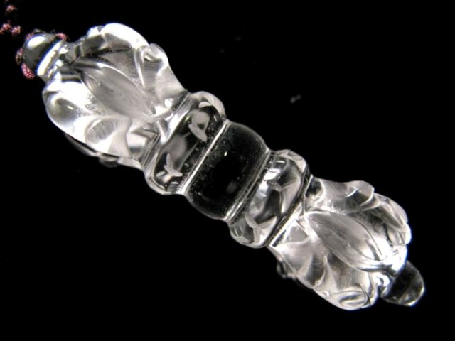 手彫り法器ネックレス 天然水晶 クリスタル五鈷杵(ヴァジュラ) 石