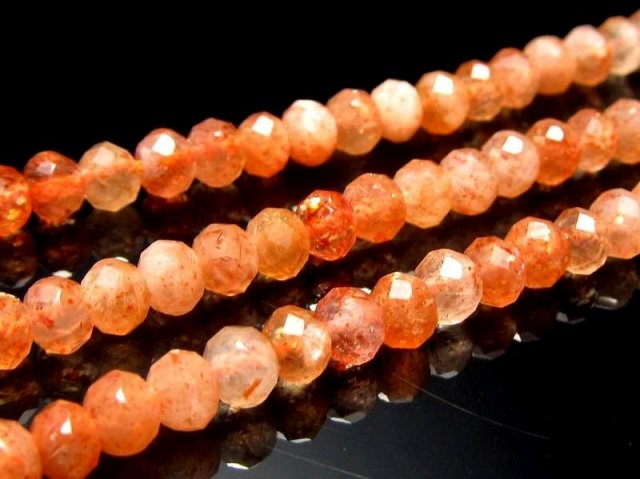 サンストーン ボタンカット 連 約4mm 一連 約38-40cm 高品質入荷 極上 天然石 ビーズ パワーストーン