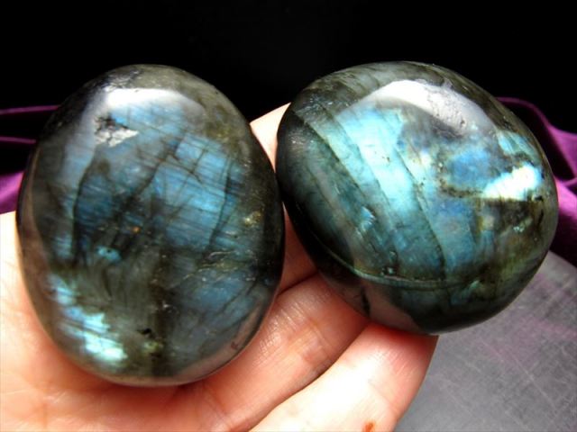 2個入り ラブラドライト タンブルセット 約200g 大人気つやつやタンブル ブルーシラー 天然石 パワーストーン マダガスカル産