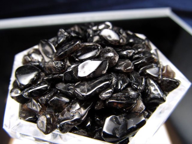 小サイズ 黒水晶 モリオン さざれ 200g 黒 小 約2-15mm チベット産 天然石浄化用 さざれ sai sa-p