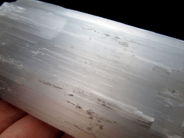 1個売り ナチュラルセレナイト 原石 重さ約400g-450g ブロック形状も