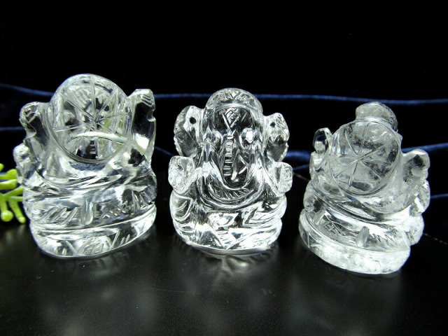 5A ヒマラヤ産天然水晶 ガネーシャ彫り置物 重さ20g-40g あらゆる障害  