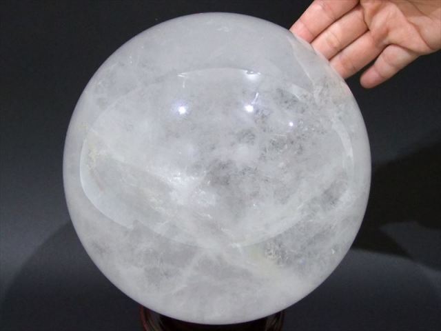満月のような巨大水晶 天然水晶丸玉 クリスタルスフィア 回転台座付き 直径16.5cm 重さ5.9kg 極上 超透明レインボー水晶 丸玉 一点もの ブラジル産 ma-s