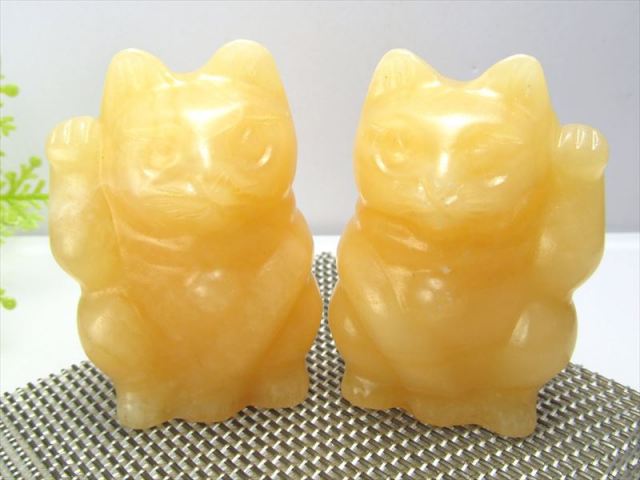 アラゴナイト ペア 招き猫 置物 1匹の重さ約60g-75g 2匹セット 開運招福 商売繁盛 パワーストーン 天然石