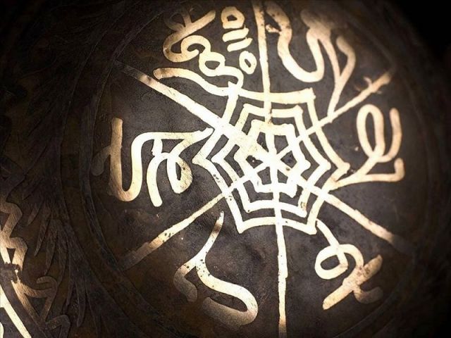 金属製シンギングボウル 瞑想鈴 マレット 枹 ばち 付き 高さ約7cm 幅約