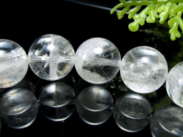 まるで雪の結晶 4A 氷晶ホワイトファントムクォーツ 白色幻影水晶