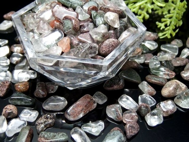 ガーデンクォーツ さざれ 約200g 粒サイズ平均約5mm-15mm 長寿・健康