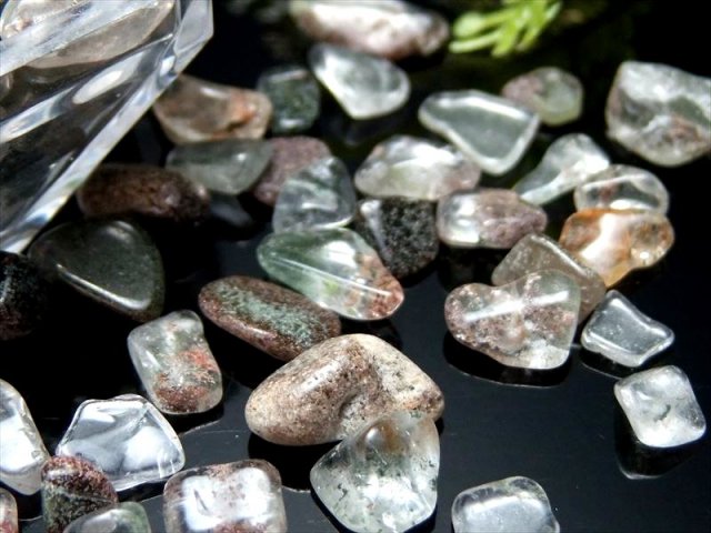 ガーデンクォーツ さざれ 約200g 粒サイズ平均約5mm-15mm 長寿・健康