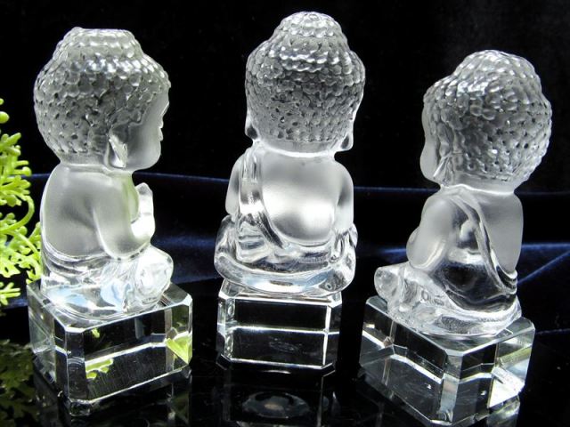 選べる台座2種類 天然水晶 ミニ大仏くん 彫刻置物 高さ35mm-45mm前後