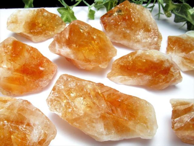 1個売り シトリン ラフ原石 80g-100g 美麗イエロー 透明感有り