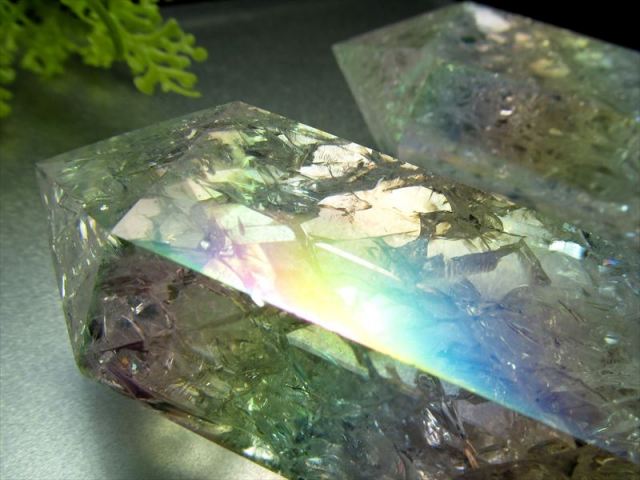 クラックコスモオーラ 天然水晶ポイント(六角柱) 70g-90g 極上超