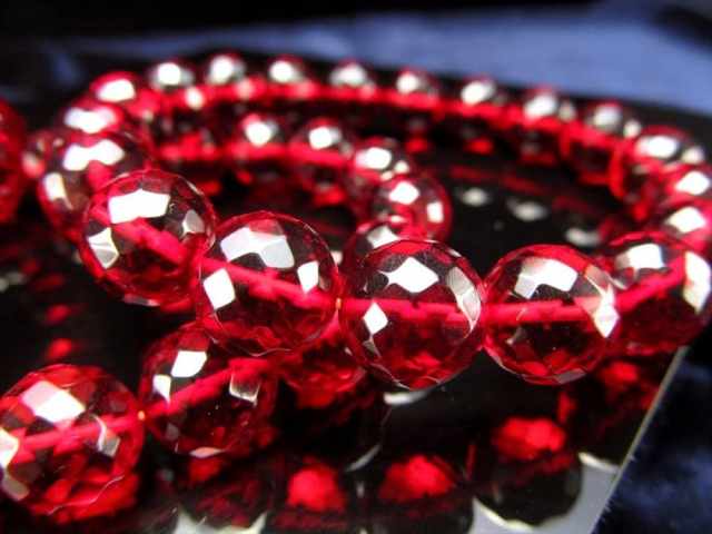 5A ルビーレッド アンバー ブレスレット カットタイプ 8.5mm-9mm×21珠