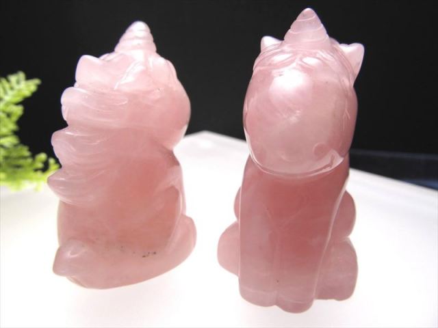 ローズクォーツ ぷっくりユニコーン 彫り 高さ約50mm 重さ50g-60g前後