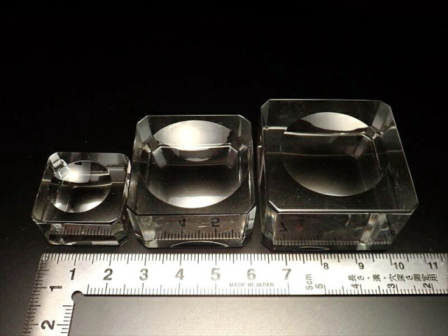 Sサイズ 丸玉用 台座 K9 クリスタルガラス 台座サイズ約24×24mm 高さ約