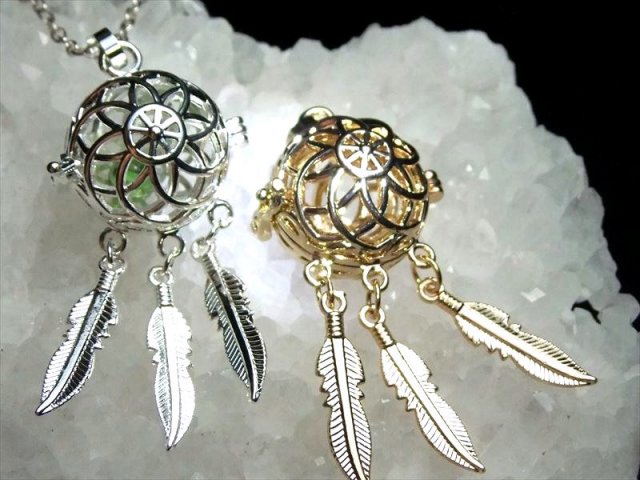 入れ替え可能 ドリームキャッチャー型ケージ ストーン入れ替えペンダントトップ 2色 シルバーカラー ゴールドカラー ケージ型 約16mmまでの天然石が入ります